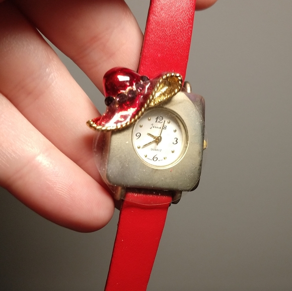 ✨SALE✨ Red Hatters Leather Watch - NEW - Picture 11 of 15